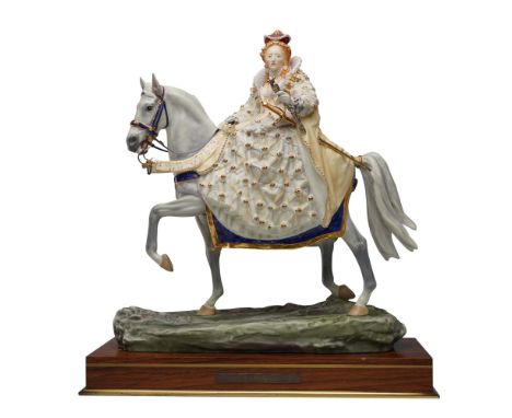 Royal Worcester fine bone china figurine portraying Queen Elizabeth I reviewing her troops at Tilbury in 1588. The queen is m