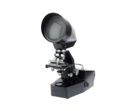 Lablynx Projection Microscope, Gillet & Siebert What Microsvcpe Collection is complete without a - Lablynx Projection Microsc