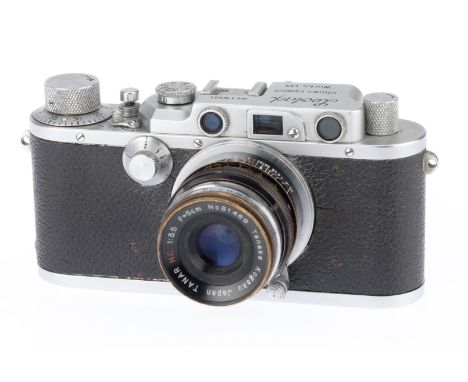A Showa Leotax D IV 35mm Rangefinder Camera, chrome, serial number 14041, body G, advance works, shutter release fires, curta