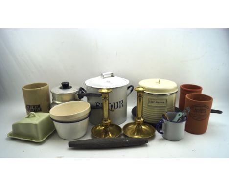 Assorted vintage kitchen ware, including an enamel 'Flour' tin, a ceramic cheese dish, pans and more