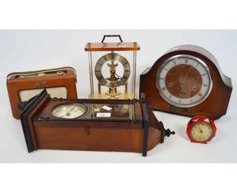 A group of vintage clocks, to include a mantle clock by Alexander Clark co, Rhythm quartz anniversary clock and more, also in