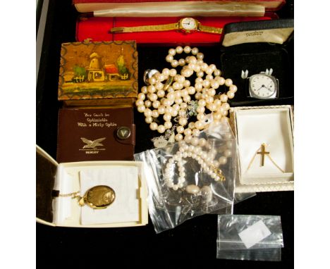 A silver and citrine ring, a 9ct gold ring shaft, silver chain, rolled gold pendant, cultured pearls, gold plated wristwatch 