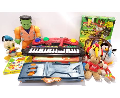 Mattel, Marchon &amp; Similar, a boxed &amp; unboxed group of mixed Collectibles. Includes "Mighty Morphin Power Rangers" Rem