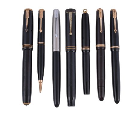  Parker, a cased black fountain pen and propelling pencil set,   the fountain pen with a gilt metal arrow clip and triple cap