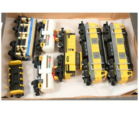 Lego Railway mixed group of items including 2 x 7939 yellow Diesel Type Locomotives, a yellow and black Shunter type, 2 x Oct