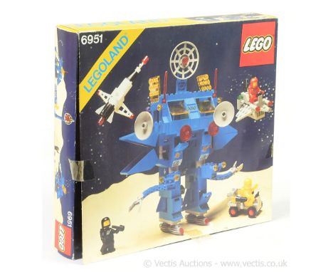 Lego Legoland 6951 Classic Space Series - Robot Command Centre (1984) - previously used set some small parts are still constr