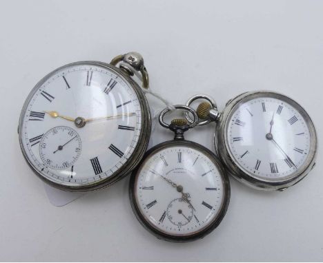 A George V silver cased gent's open face pocket watch, having unsigned white enamel dial, keywind movement, 4.6cm; together w