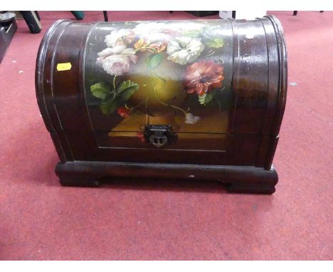 A floral decorated dome top trunk, width 42cm