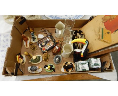Quantity of reproduction Guinness memorabilia, small Guinness reproduction mirror, original black cat cigarettes, small poste