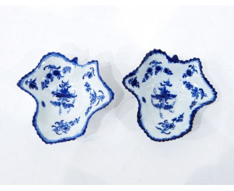 Pair of 18th century blue and white pickle dishes, probably Worcester, in the form of leaves and decorated with the pickle le