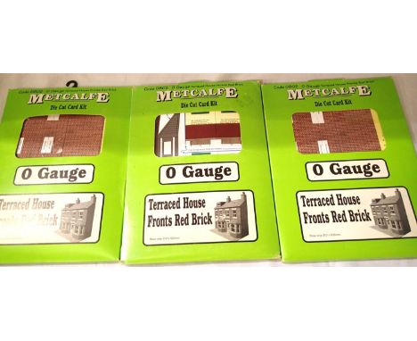 Three Metcalfe O gauge kits, terraced house red brick, low relief fronts, appear complete. P&amp;P Group 1 (£14+VAT for the f