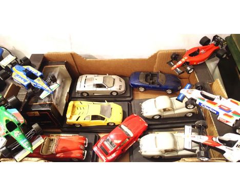 Thirteen 1/24 scale diecast vehicles including x5 Formula 1 racing cars (one boxed), mostly in good condition. P&amp;P Group 