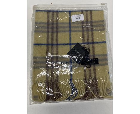 A new with tags Burberry 100% lambs wool yellow long scarf 120 x 23cm 