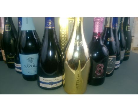 *13 x bottles sparkling wine