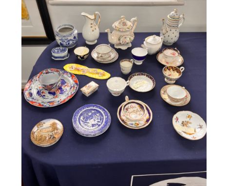 A collection of 19th century porcelain to include a coffee pot in the style of Caughley porcelain with French sprig design, a