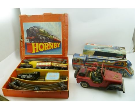 A HORNBY O GAUGE CLOCKWORK PASSENGER TRAIN SET No.21 in remains of original vendor's box, AJR21 Toy Thunderbird I remote cont