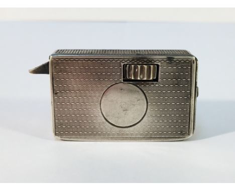 A silver snuff mull/box Hall marked London JB 1871