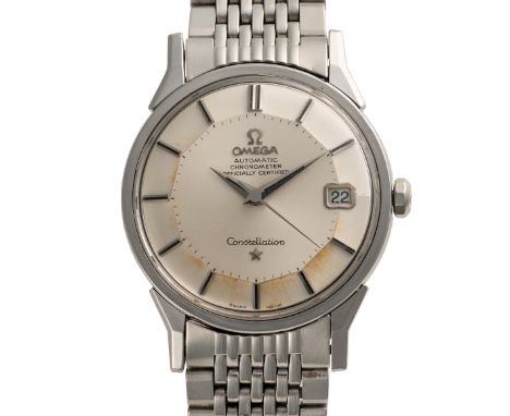 A GENTLEMAN'S SIZE STAINLESS STEEL OMEGA CONSTELLATION CHRONOMETER DATE BRACELET WATCH CIRCA 1969, REF. 168.005 SP WITH SILVE