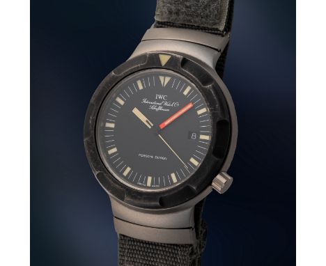 A RARE GENTLEMAN'S TITANIUM GERMAN MILITARY IWC&nbsp;PORSCHE DESIGN OCEAN 2000 AUTOMATIC BUND&nbsp;DIVERS WRIST WATCH
CIRCA 1