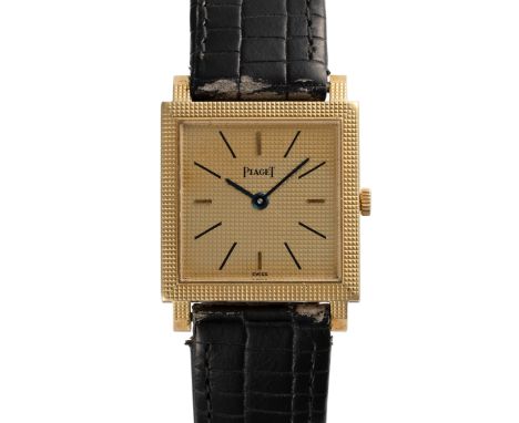 AN 18K SOLID GOLD PIAGET SQUARE WRIST WATCHCIRCA 1970, REF. 9356 WITH CLOUS DE PARIS (HOBNAIL) CASE & DIALMovement: 18J, manu