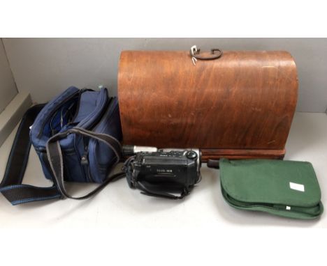 Canon UC X 40 video camera &amp; leads, singer 237 sewing machine 