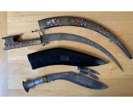 A potential WW2 2/8th Gurkha rifles kukri. These kukris had to be made at the regimental centre due to army contract supply p