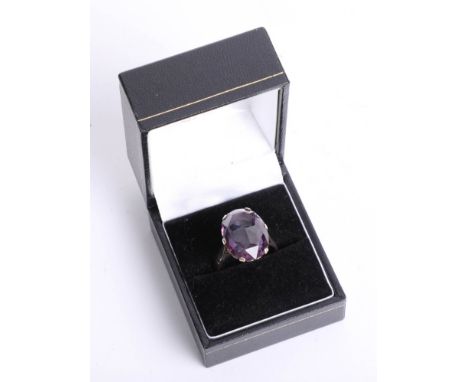 An 14ct single stone ring set with Alexandrite?