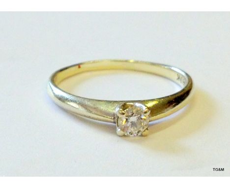 A 9ct gold hallmarked ladies 0.25ct diamond solitaire ring size O