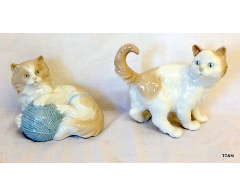 2 Nao cats 1 x 14  and 1 x 10cm