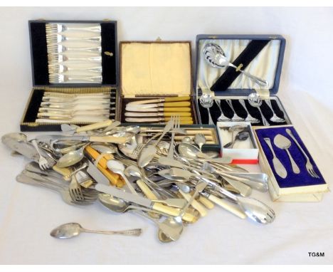 A selection of silver and silver plated cased and loose flatware