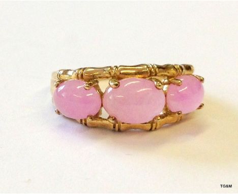 A 9ct gold ladies pink topaz ring size K