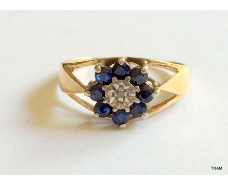 9ct gold diamond and sapphire ring