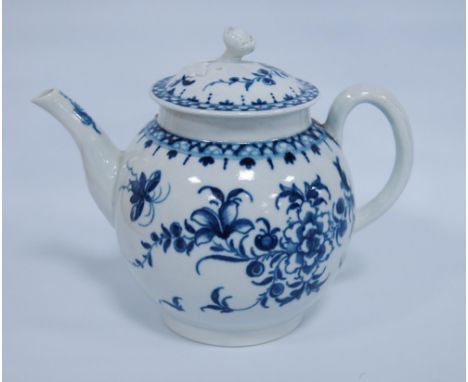 18th century first period Worcester porcelain blue and white globular teapot and cover, c. 1770, in the Mansfield pattern, cr