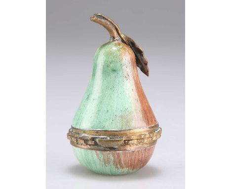 AN ENGLISH ENAMEL 'PEAR' BONBONNIÈRE c.1850, with gilt-metal stalk finial. 5.8cm high