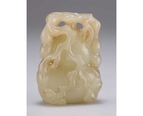 A CARVED JADE DOUBLE GOURD 6cm by 4cmGood condition.