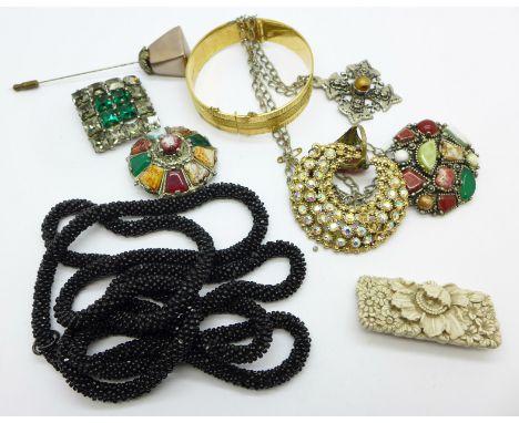 Vintage jewellery including Celtic style and an 18ct gold plated bangle