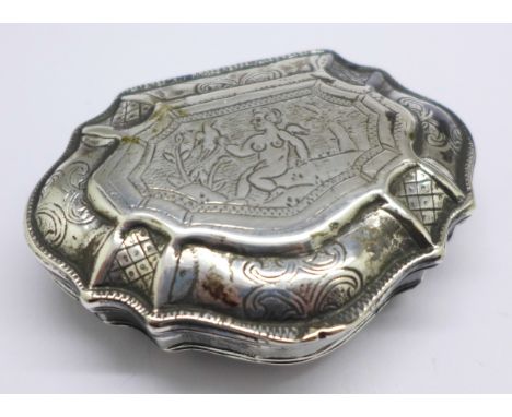 An early continental snuff box