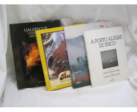 JONATHAN R GREEN: GALAPAGOS OCEAN EARTH WIND AND FIRE, Quito 2002, 1st edn, orig pict laminated bds d/w + GEORGE MUNRO: LOS E
