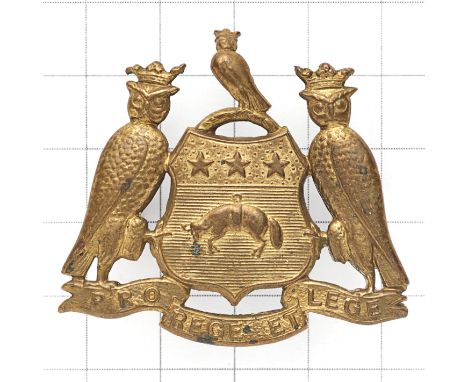 15th &amp; 17th Service Bn West Yorkshire Regiment (Leeds Pals) WW1 Kitchener’s Army cap badge. Die-stamped brass Arms of Lee