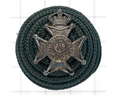 Indian Army Royal Garhwal Rifles post 1922 Officer’s dark green cord boss bearing silver badge.   Wires VGC 