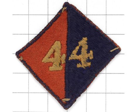 44th Light Anti Aircraft Regiment Royal Artillery pagri badge, India/Burma 1942-45. Yellow ‘44’ embroidered on half red, half