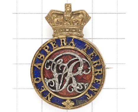 Royal Military College, Sandhurst Victorian Officer Cadet's cap badge. Crowned pierced gilt circlet ‘NEC ASPERA TERRENT’ on b