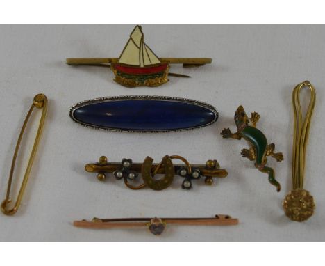 5 Bar brooches & 2 tie pins 