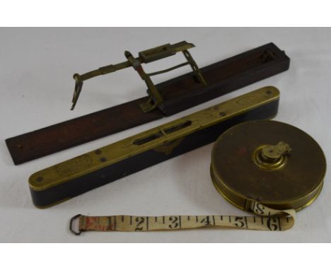 Brass Surveyors tape, cased sovreign scales (A/F) + Preston & Sons brass faced spirit level 