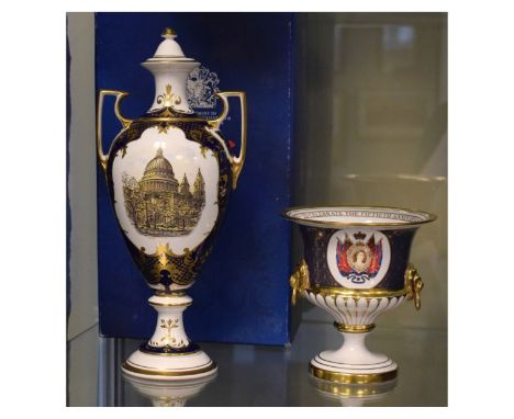 Spode Queen Elizabeth II 50th Coronation Anniversary two handled vase and cover, limited edition 8/100, 32cm high, boxed, tog