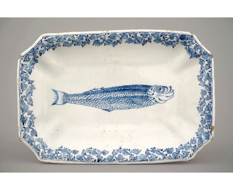 A Dutch Delft blue and white rectangular herring dish, 18th C. Dim.: 23 x 15,5 cmIn good condition.Marked G:B above the numer