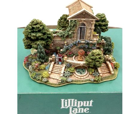 Boxed Lilliput Lane Limited Edition no 0106, Hestercombe Gardens, with deeds, 20 x 20 cm, excellent condition, no cracks or c