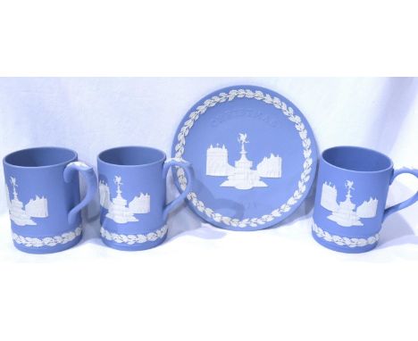 Three Wedgwood Jasperware 1971 Piccadilly Circus Christmas coffee mugs and plates, plate D: 21 cm, no chips or cracks. P&amp;