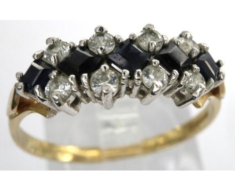 9ct gold ring set with sapphire and CZ stones, size S, 1.9g. P&amp;P Group 1 (£14+VAT for the first lot and £1+VAT for subseq