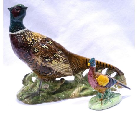 Large and small Beswick Pheasants, largest L: 22 cm, no cracks or chips. P&amp;P Group 2 (£18+VAT for the first lot and £3+VA